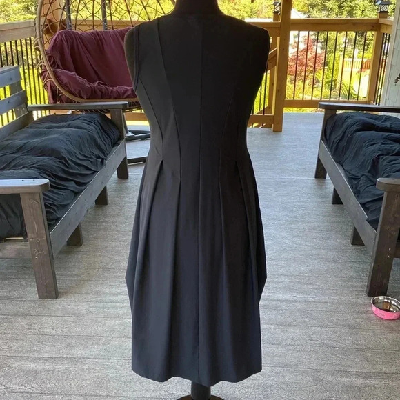 Jason  | Sleeveless Dress - Picture 5 of 7